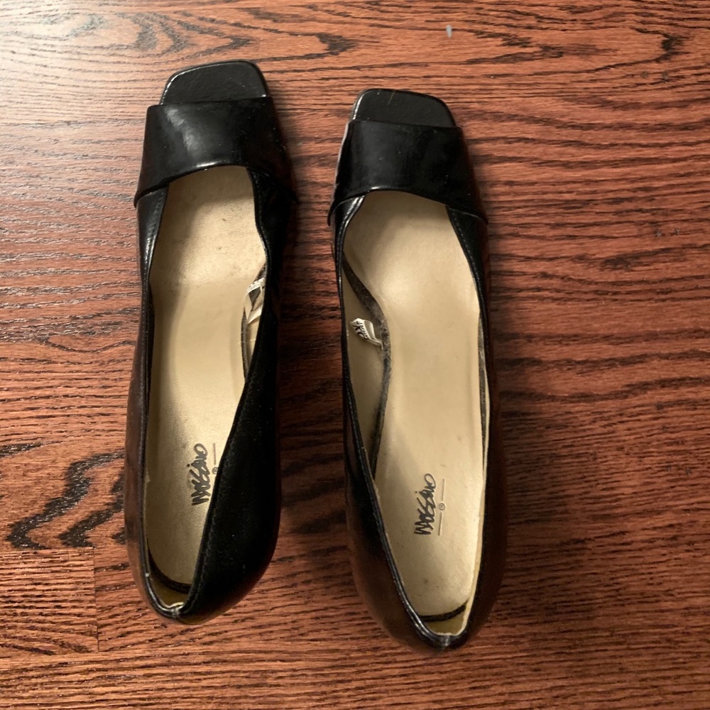 Black shoes